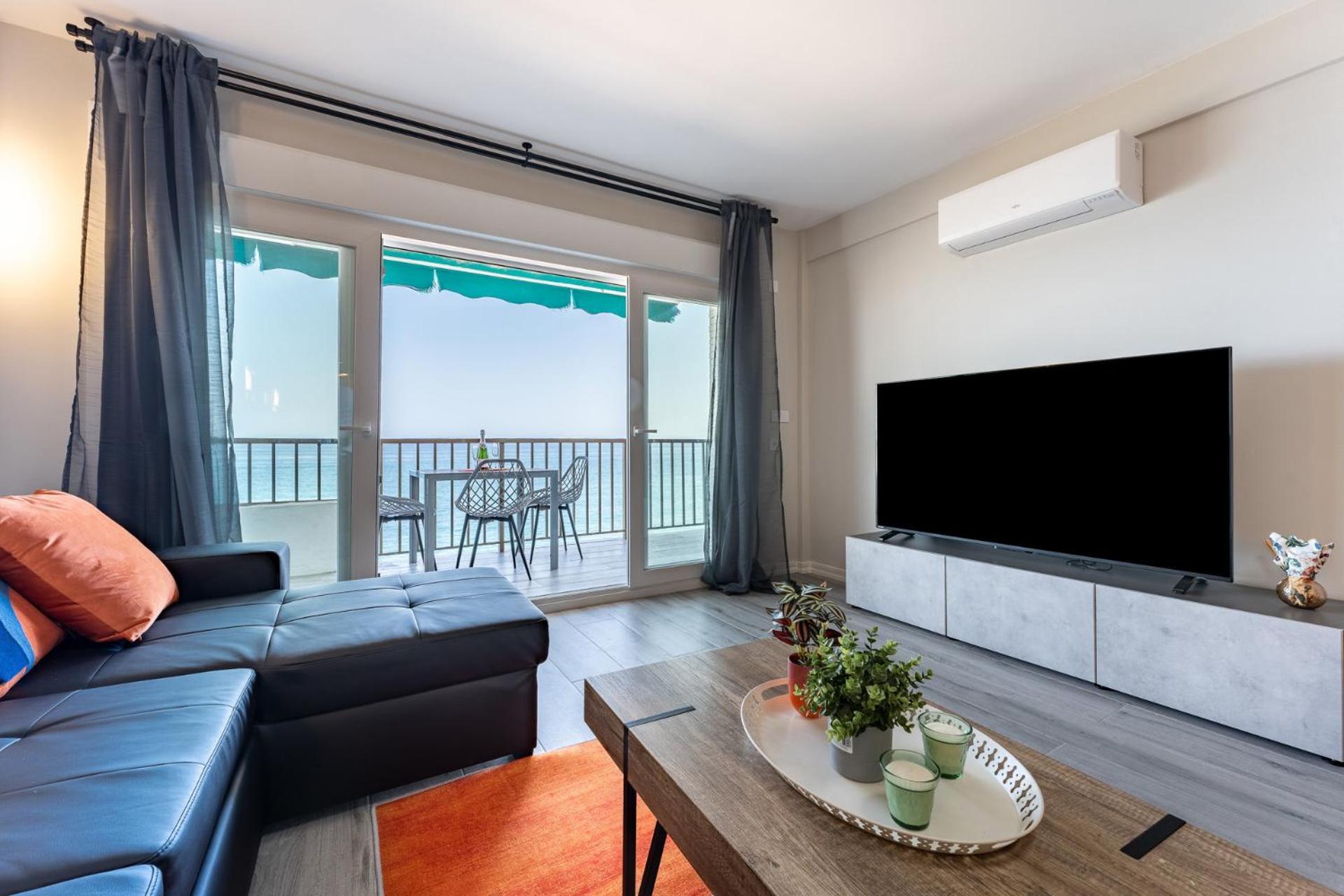 Malagasuite Golden Views Fuengirola Exterior photo