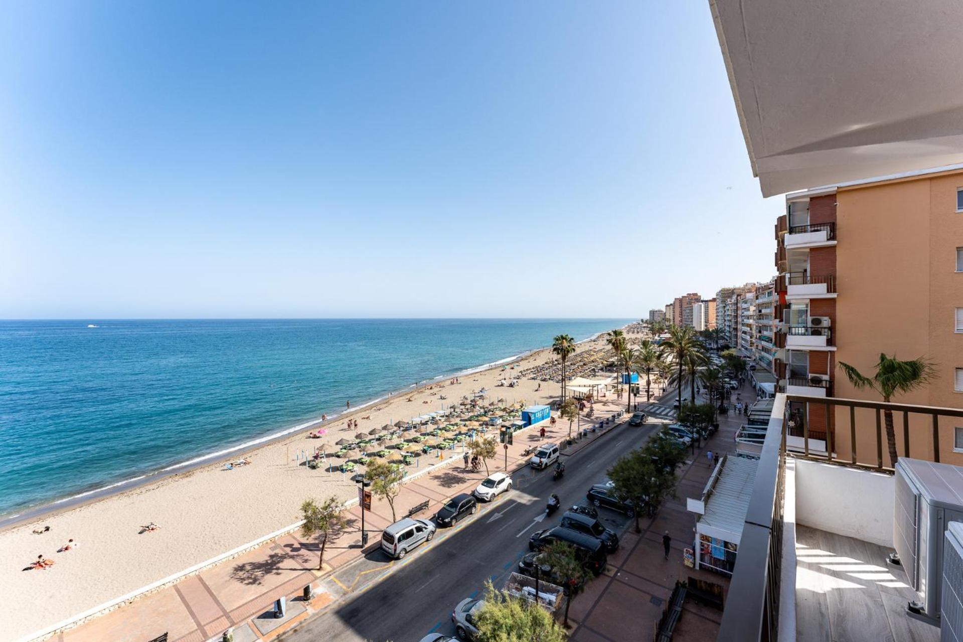 Malagasuite Golden Views Fuengirola Exterior photo
