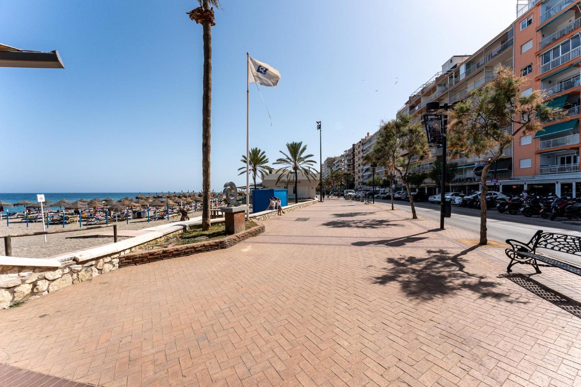 Malagasuite Golden Views Fuengirola Exterior photo